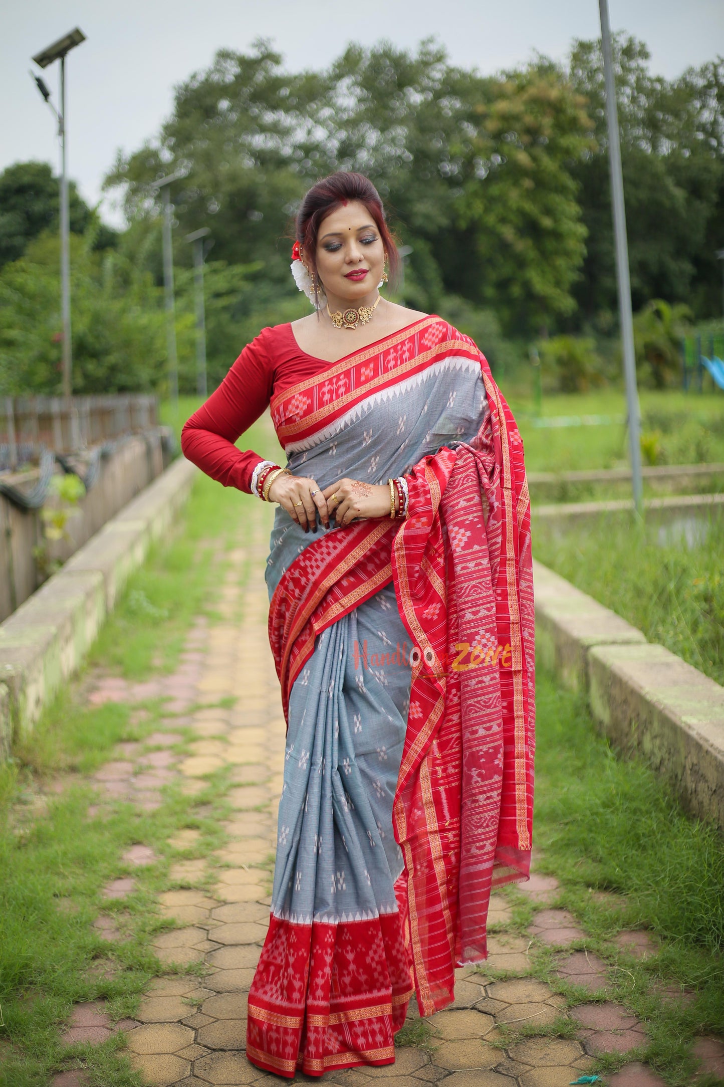 Exclusive scot tribal khandua cotton saree