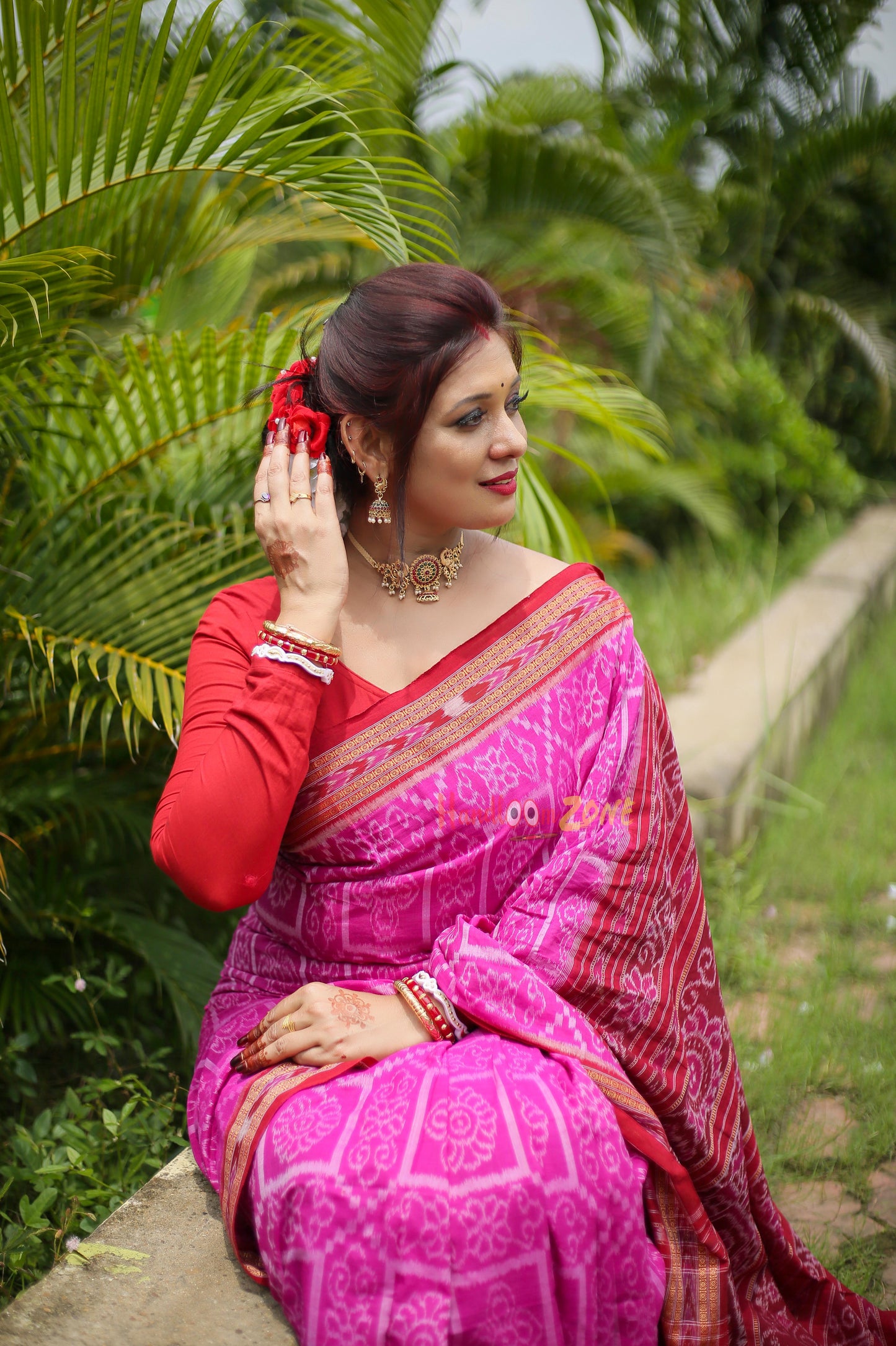 Pink with meroon khandua cotton saree