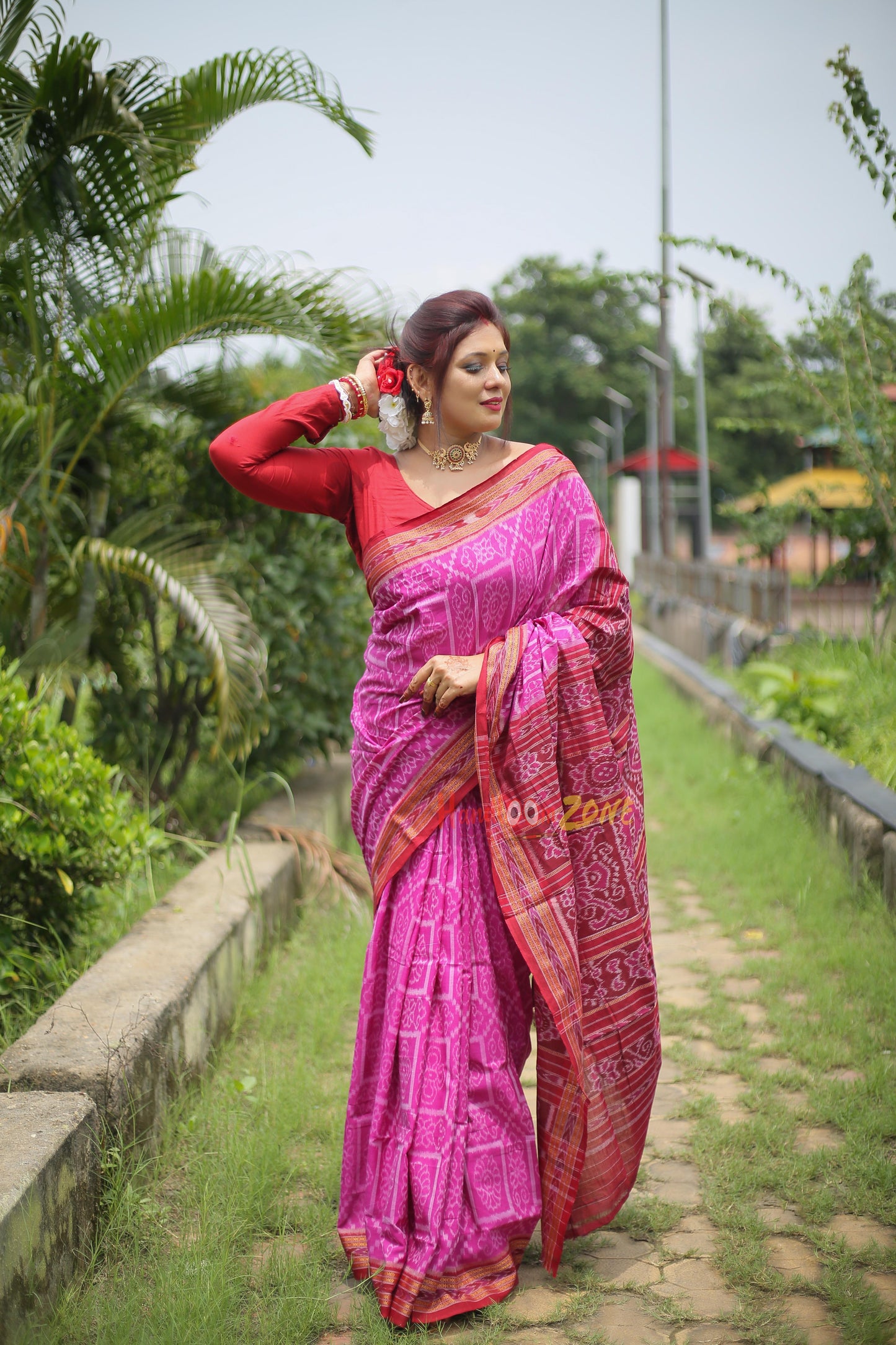 Pink with meroon khandua cotton saree