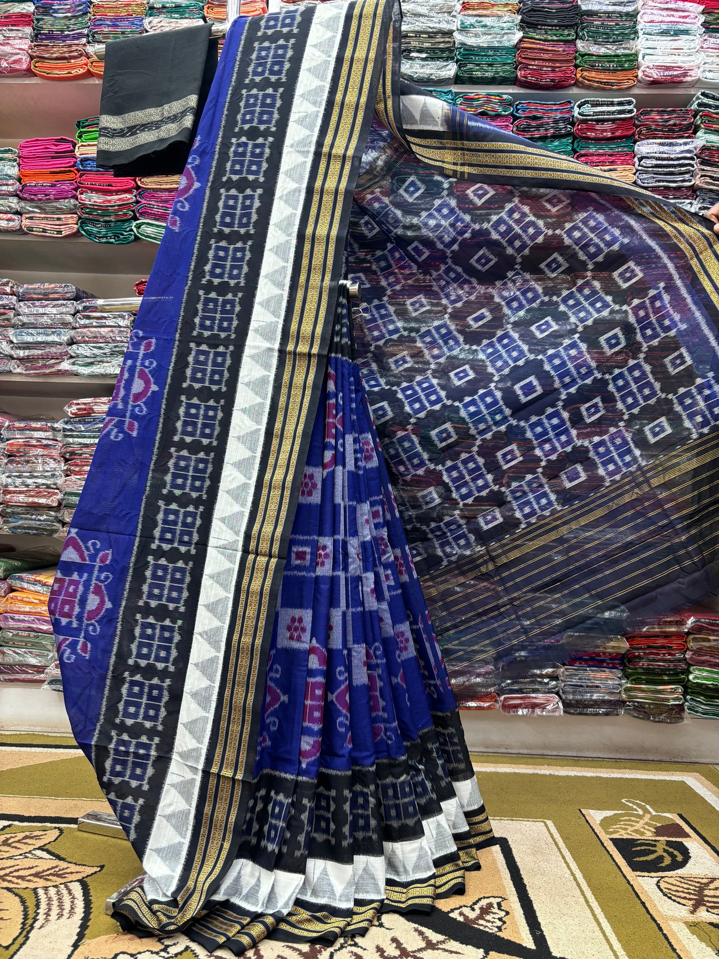 Blue body big pasapali khandua cotton saree