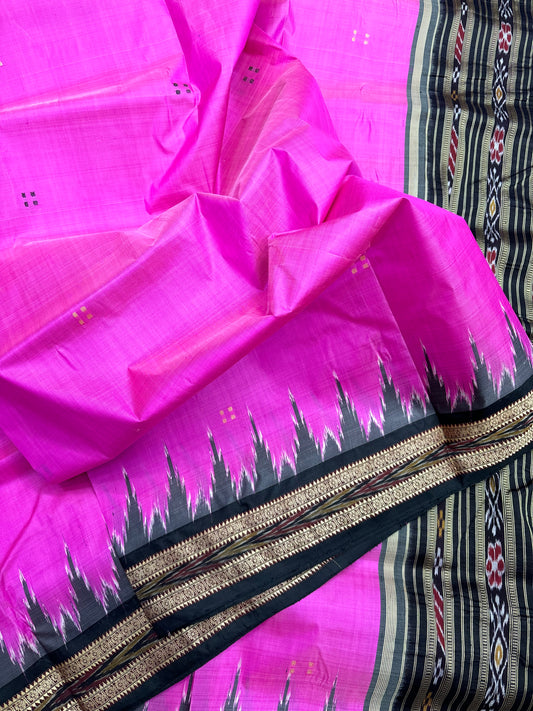 Khandua patta saree