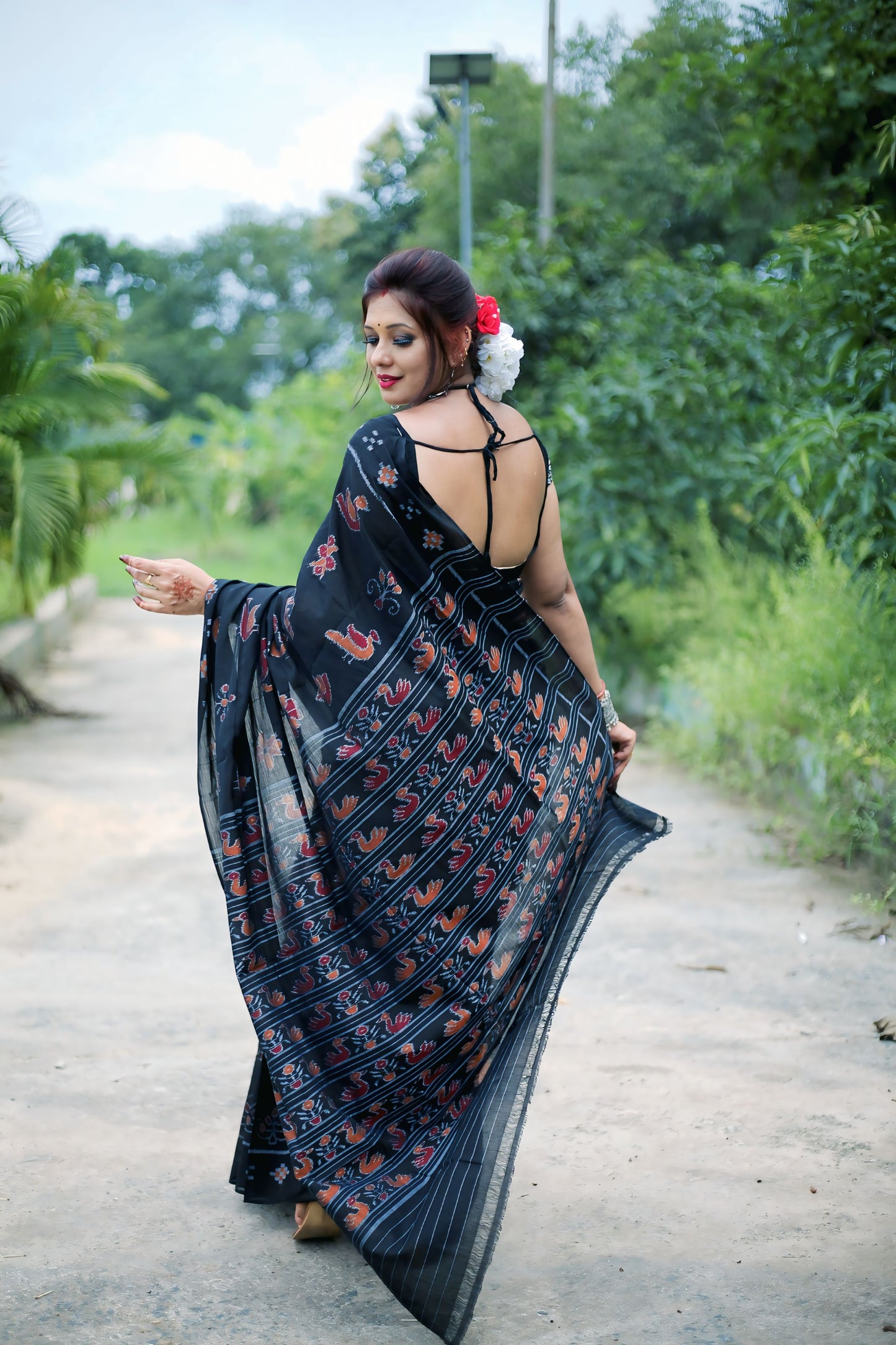 Contemporary khandua nabarangi cotton saree