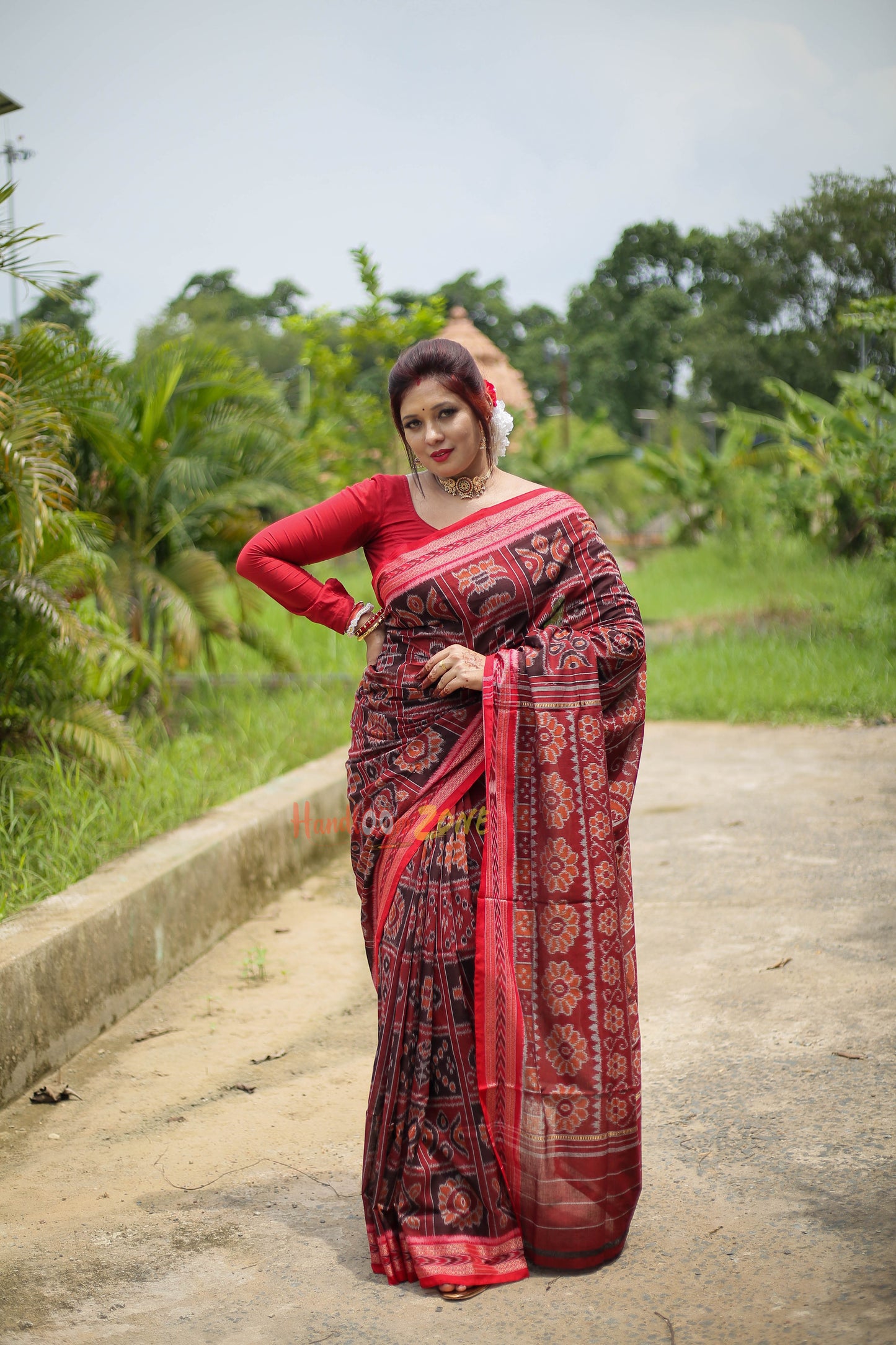Exclusive nabakothi khandua cotton saree