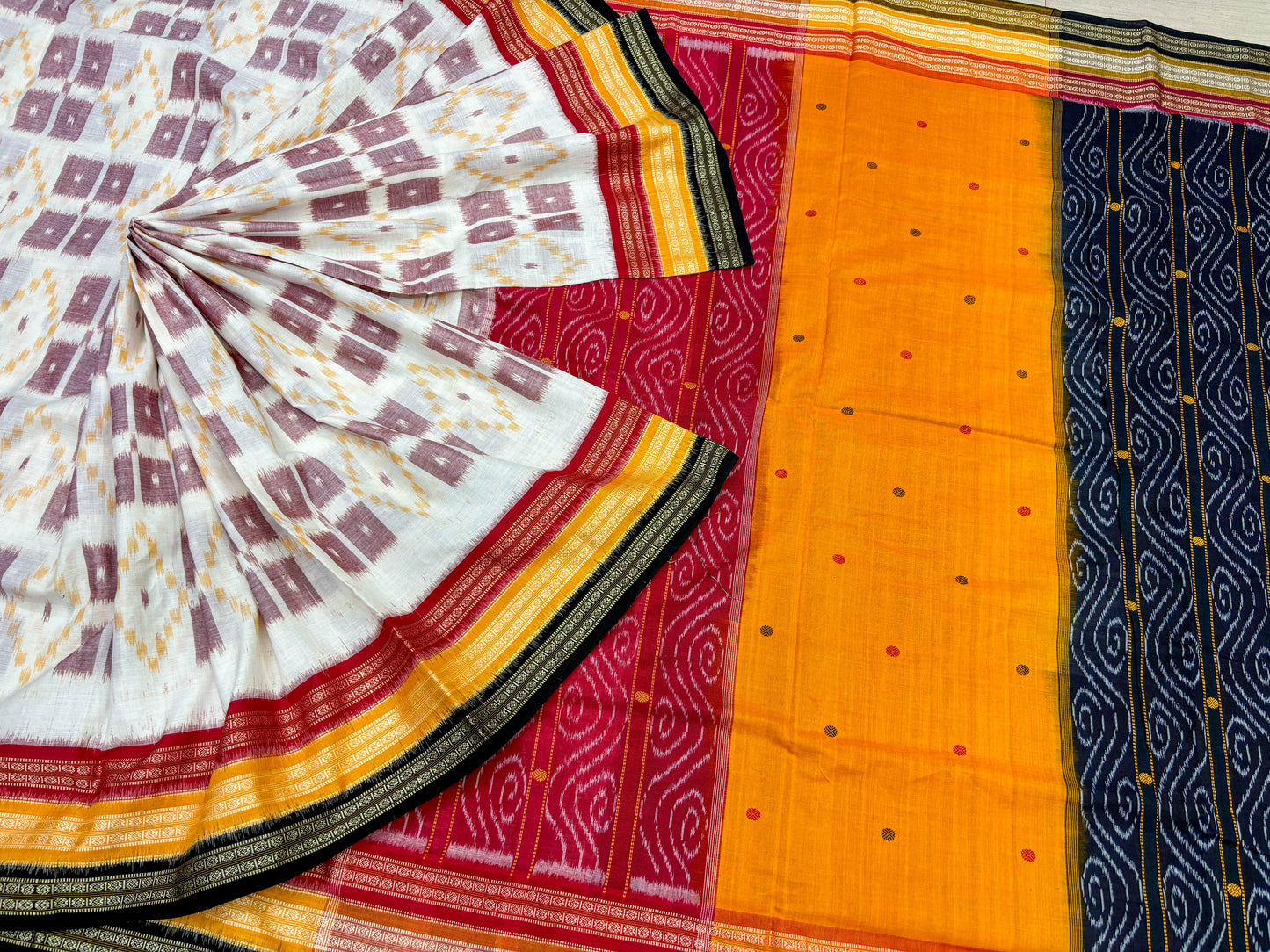 Contemporary kathifera khandua cotton saree