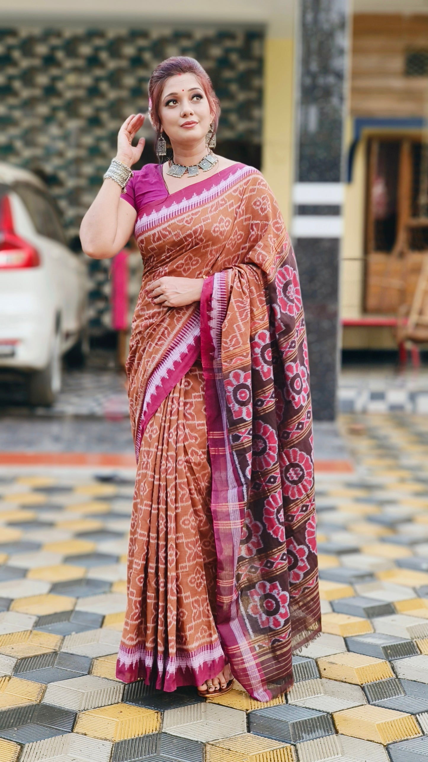 Brown body with meroon border cotton saree