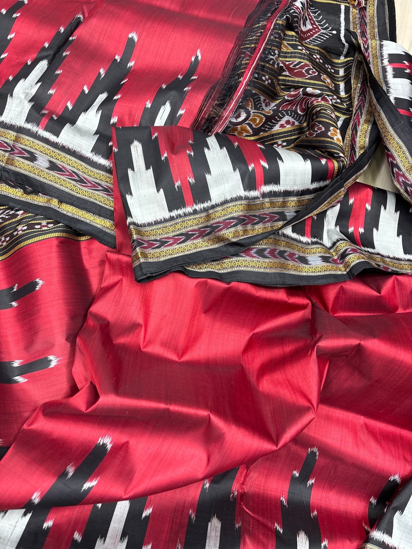 Big temple border khandua silk saree