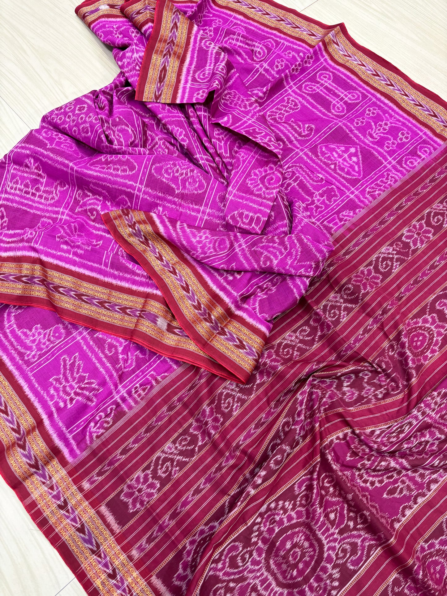Exclusive Nabakothi khandua cotton saree