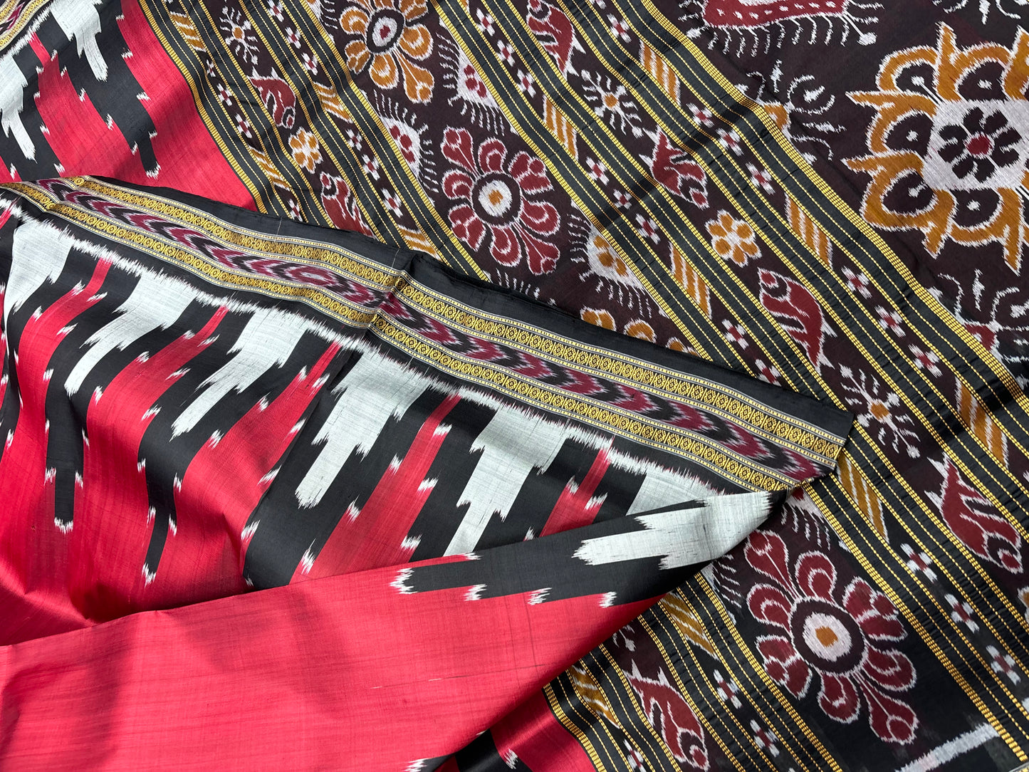 Big temple border khandua silk saree