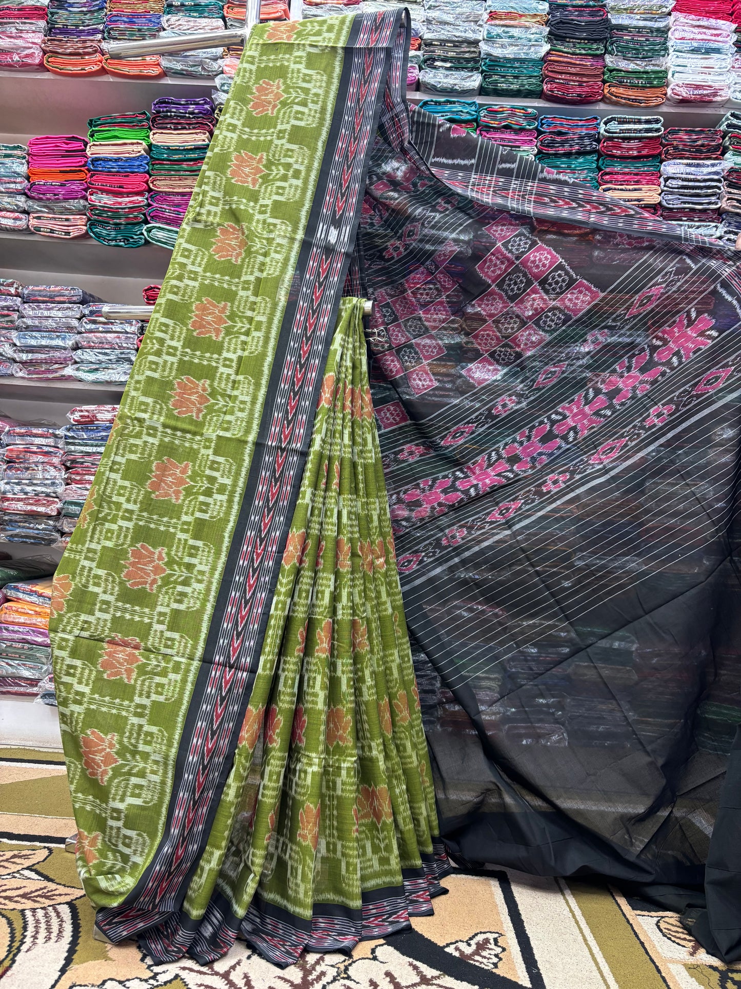 Exclusive body lotus khandua cotton saree
