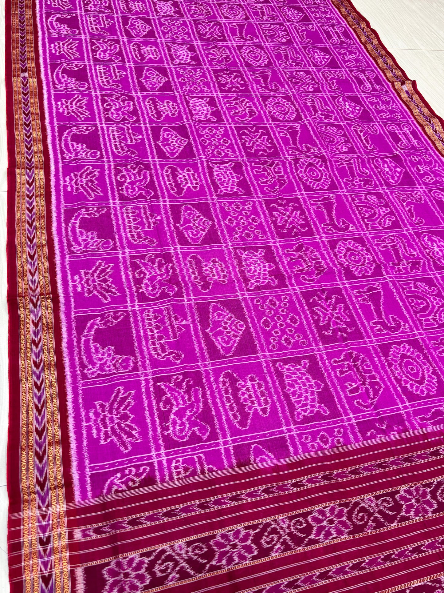 Exclusive Nabakothi khandua cotton saree