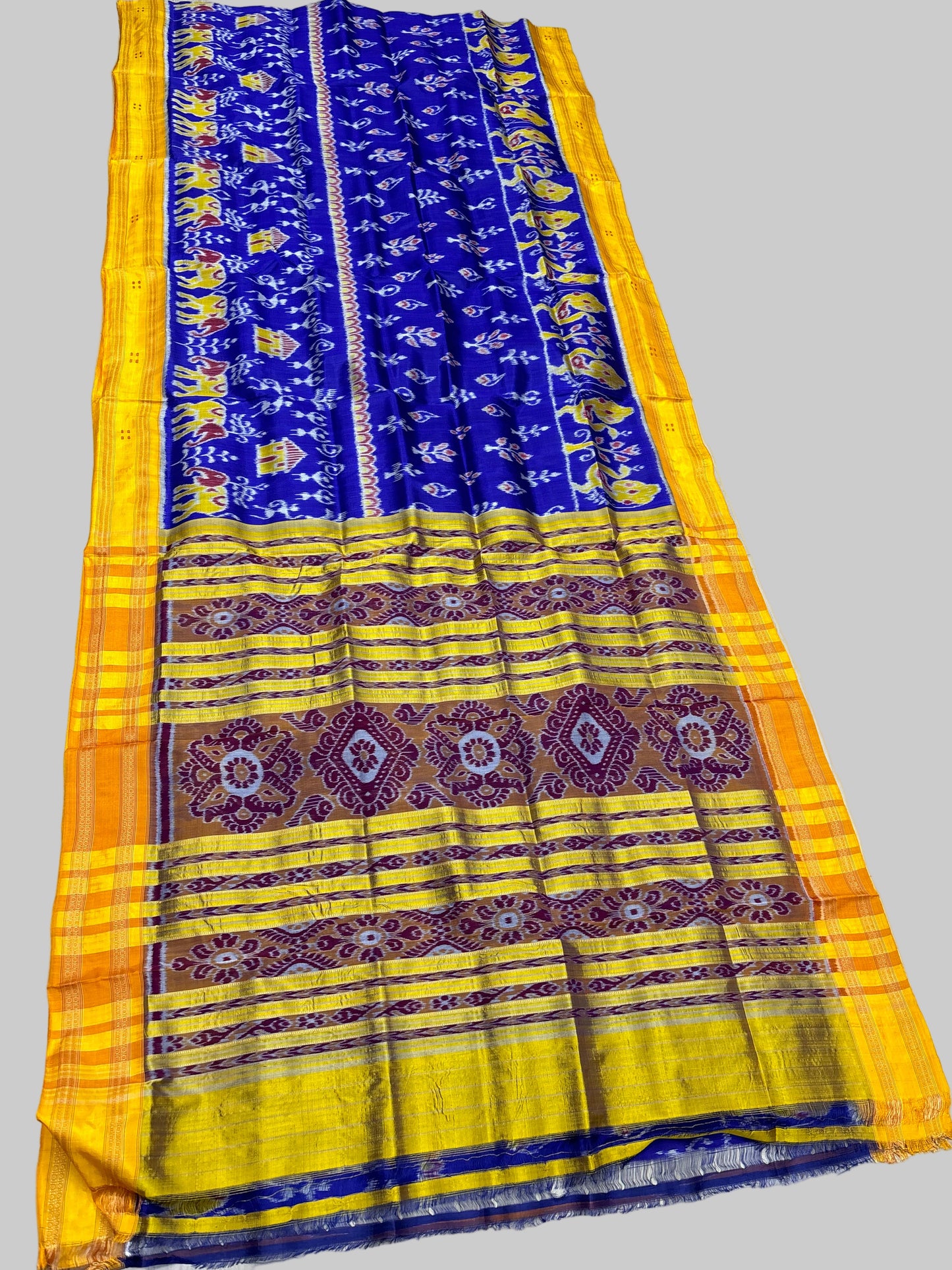 Exclusive elephant scot khandua silk saree