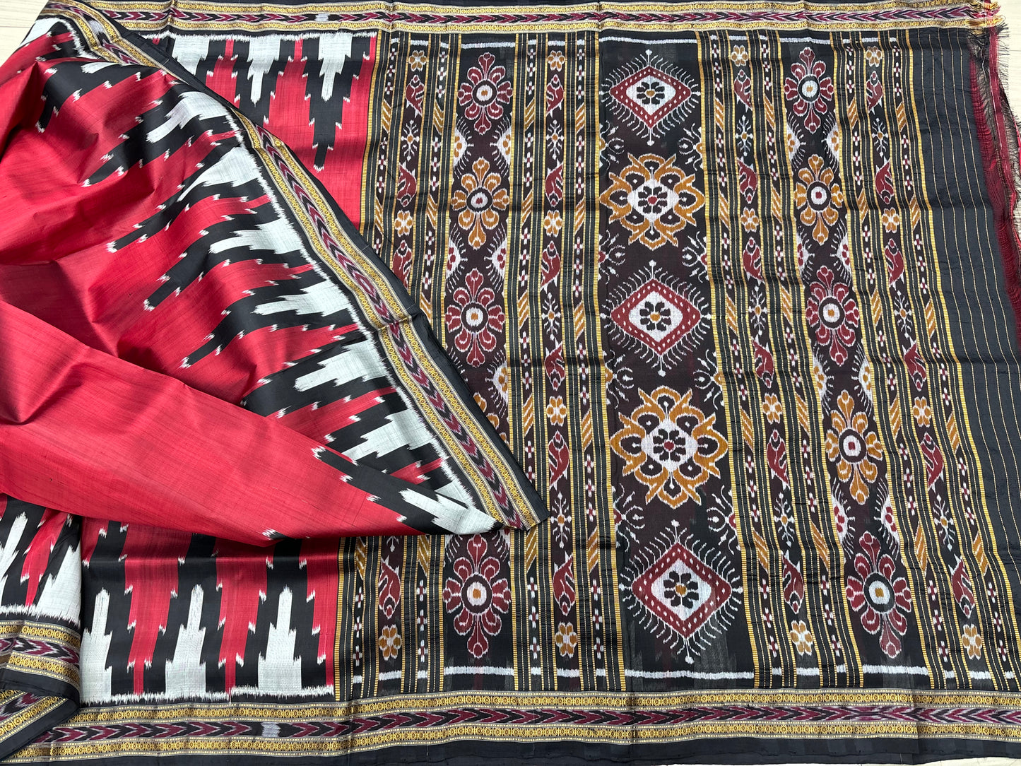 Big temple border khandua silk saree