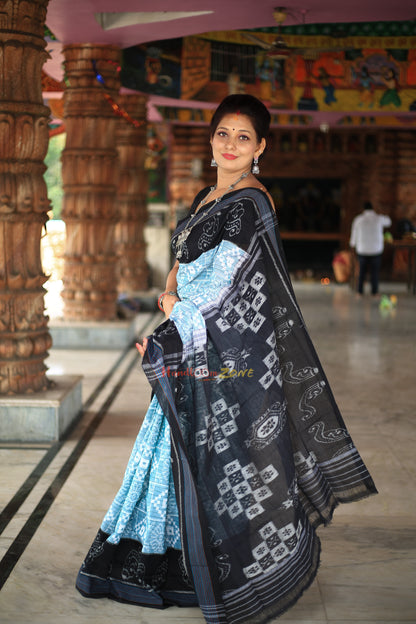 Body box with Scot border handloom cotton saree