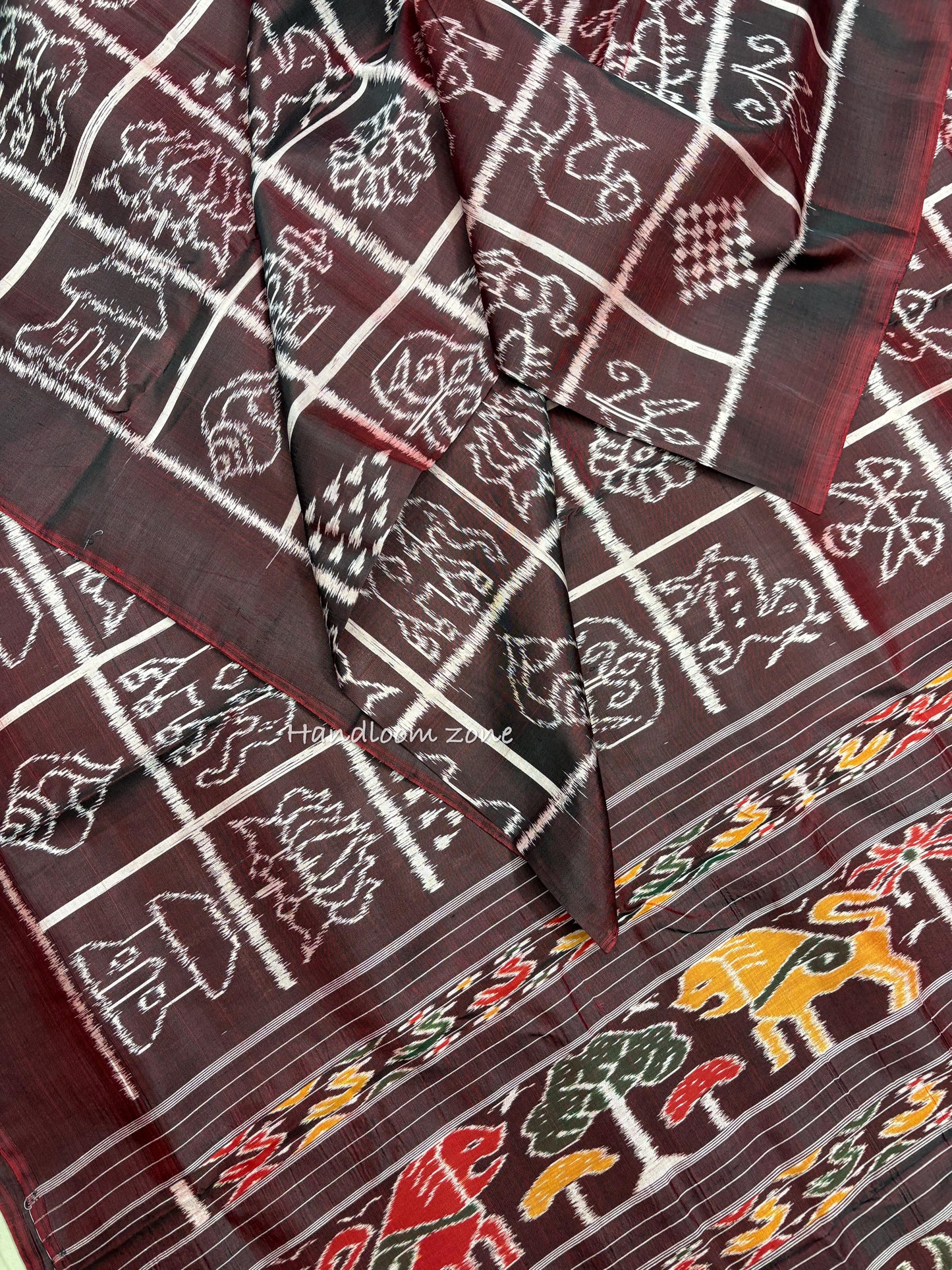 Contemporary nabakothi khandua silk saree