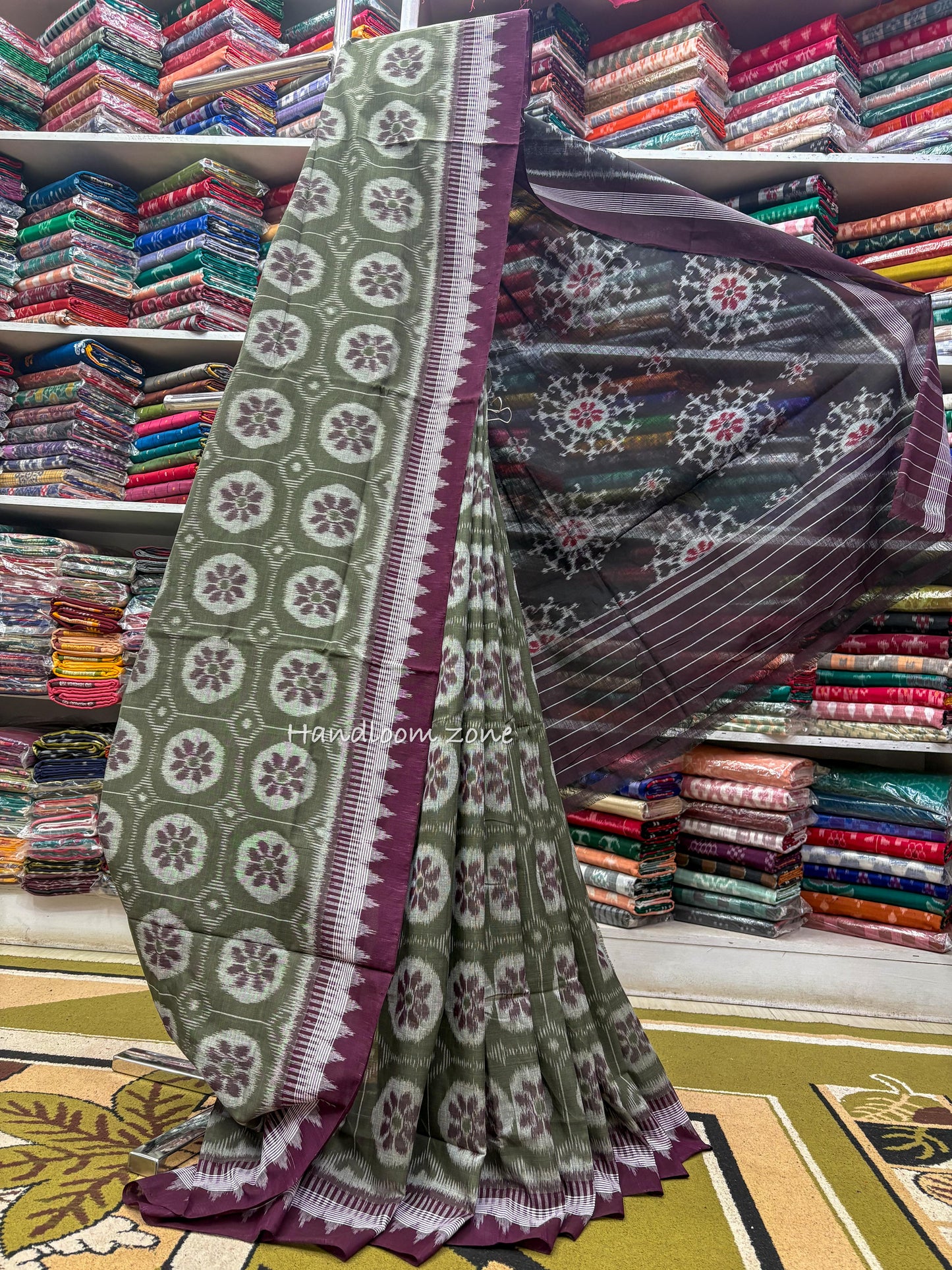 Star flowers special cotton saree
