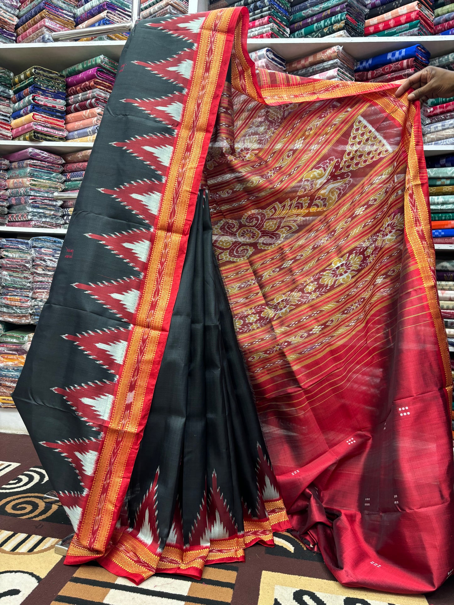Double temple khandua buti silk saree