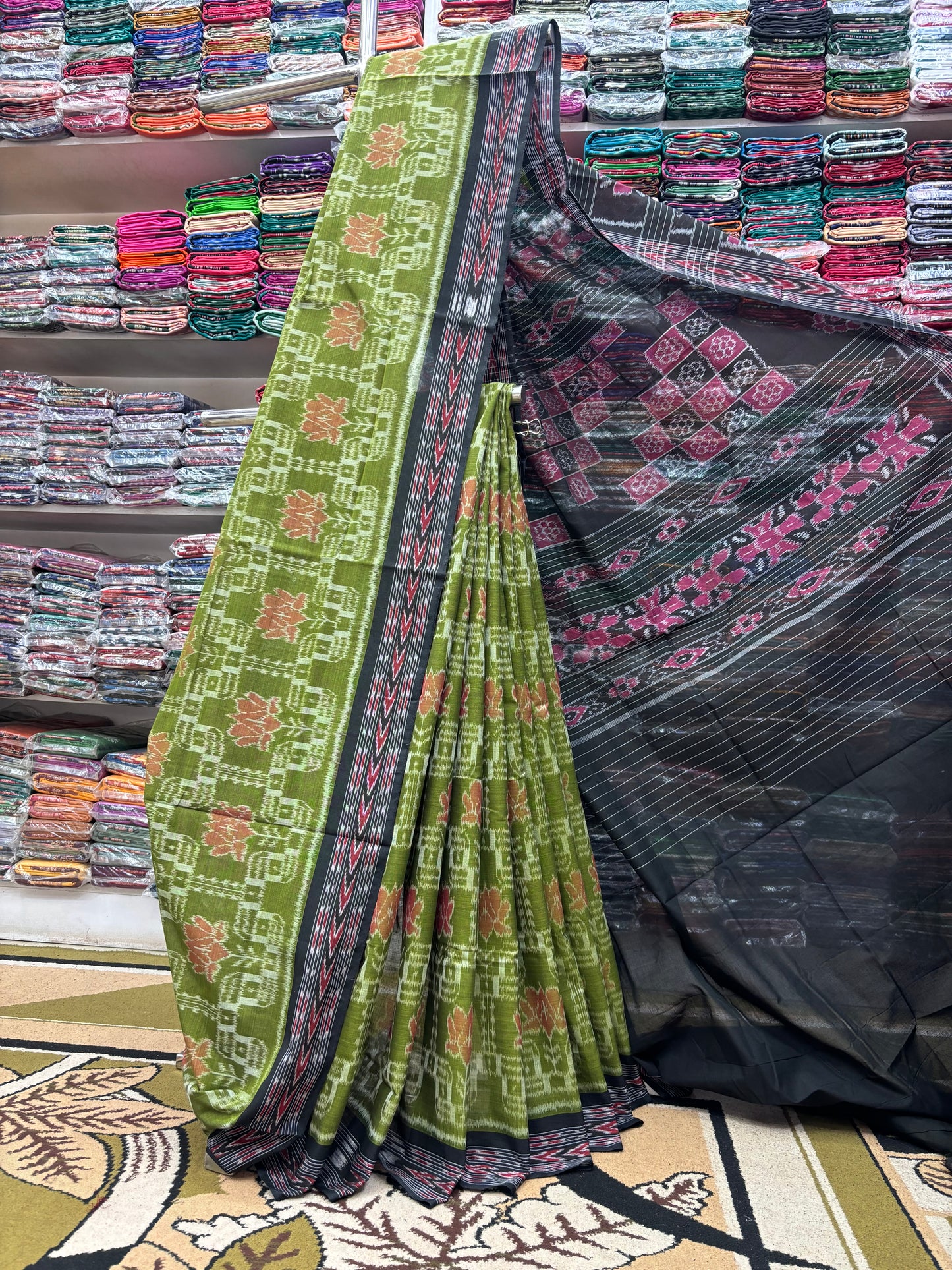 Exclusive body lotus khandua cotton saree