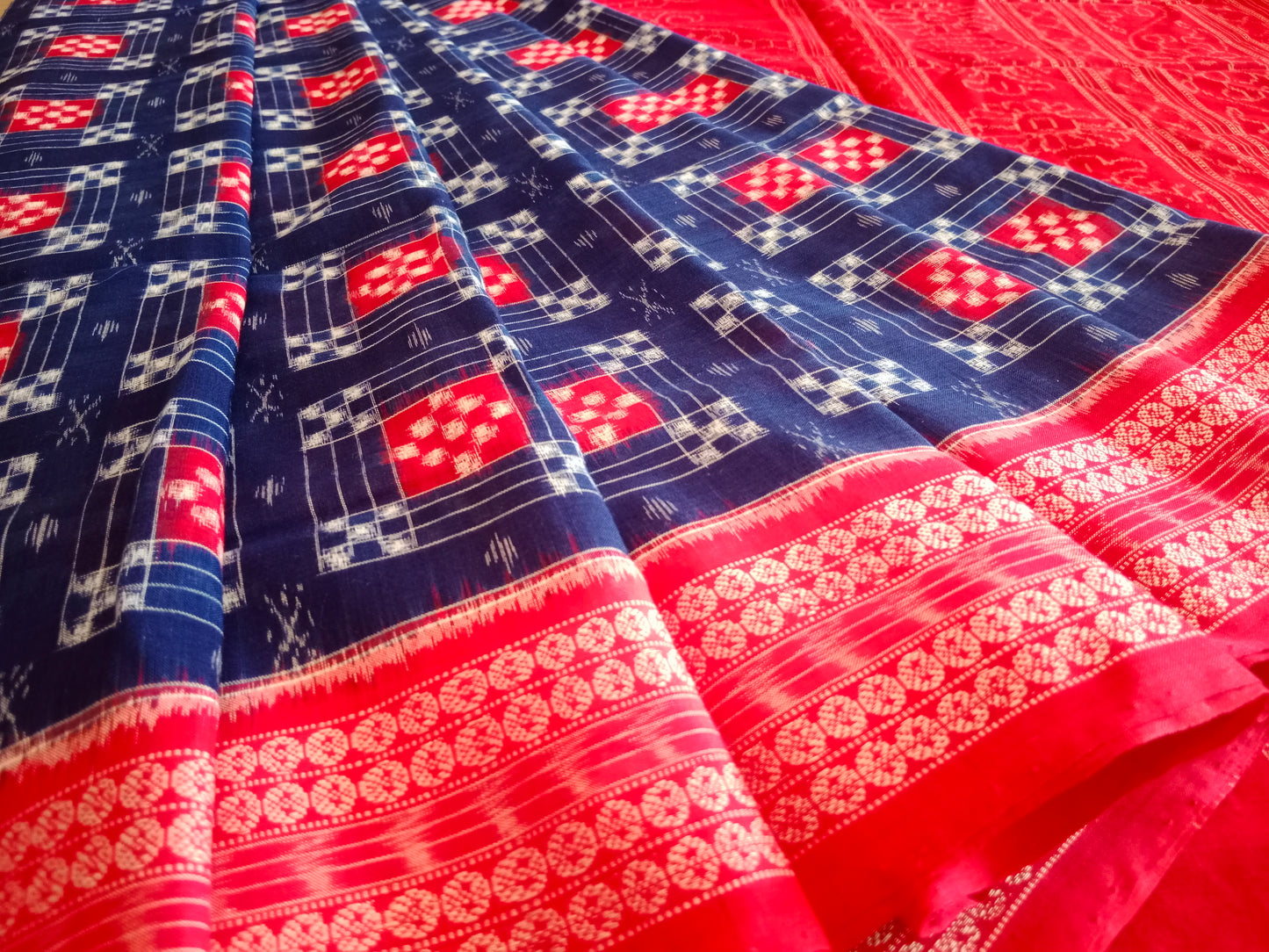 BLUE RED KOTHI PASAPALI